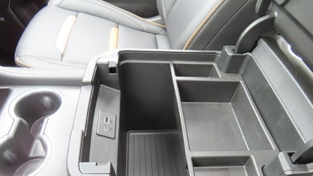 2024 GMC Yukon XL AT4