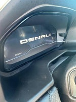 2023 Yukon XL Thumbnail 2