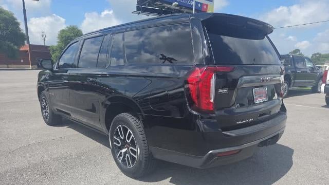 2021 GMC Yukon XL AT4