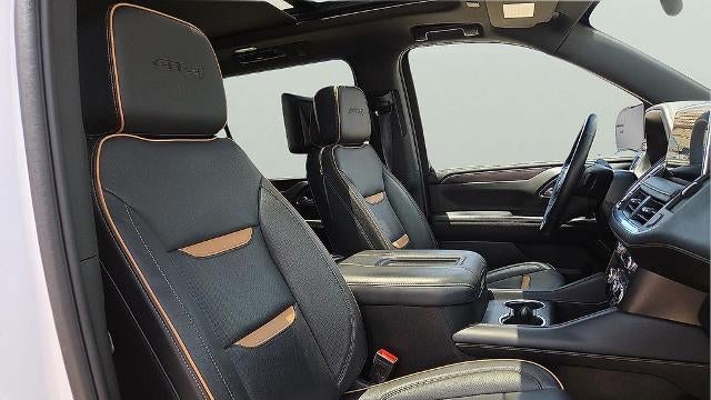 2023 GMC Yukon XL AT4