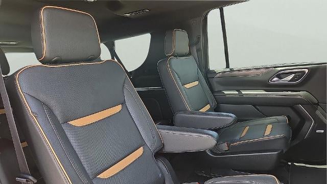 2023 GMC Yukon XL AT4
