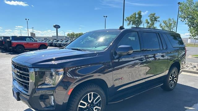 2023 GMC Yukon XL AT4