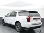 2022 Yukon XL Thumbnail 6