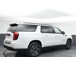 2022 Yukon XL Thumbnail 7