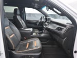 2022 Yukon XL Thumbnail 10