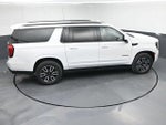 2022 Yukon XL Thumbnail 28