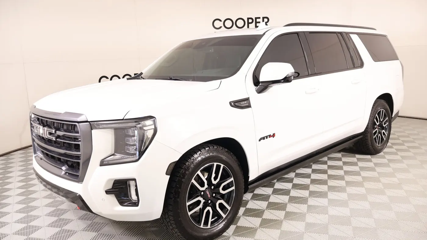 2023 GMC Yukon XL AT4