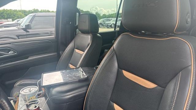 2023 GMC Yukon XL AT4