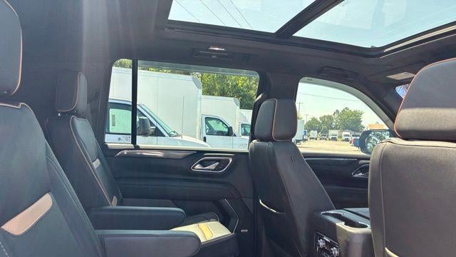 2023 GMC Yukon XL AT4