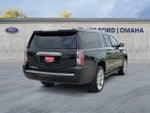 2019 Yukon XL Thumbnail 14