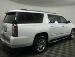 2019 Yukon XL Thumbnail 3