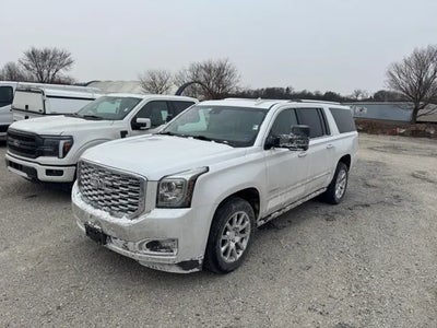 Photo of a 2019 GMC Yukon XL 4X4 Denali 4DR SUV for sale