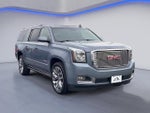 2016 Yukon XL Thumbnail 9