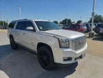 2016 Yukon XL Thumbnail 4