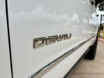 2016 Yukon XL Thumbnail 10