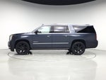 2019 Yukon XL Thumbnail 3