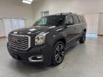 2018 Yukon XL Thumbnail 4