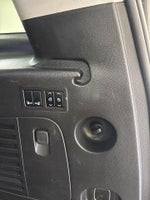 2018 Yukon XL Thumbnail 26