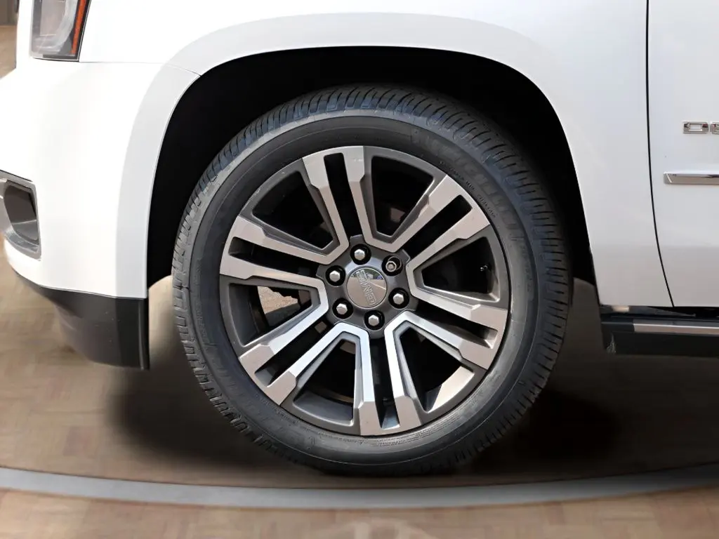 2017 GMC Yukon - $17,348