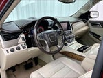 2016 Yukon XL Thumbnail 17