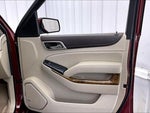 2016 Yukon XL Thumbnail 22