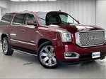 2016 Yukon XL Thumbnail 35