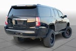 2017 Yukon XL Thumbnail 12