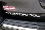2018 Yukon XL Thumbnail 14