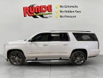 2019 Yukon XL Thumbnail 3