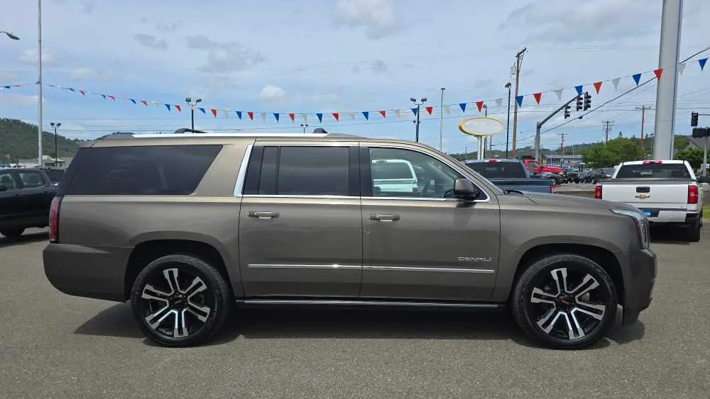 2016 GMC Yukon XL Denali