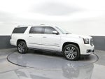 2019 Yukon XL Thumbnail 17