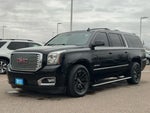 2017 Yukon XL Thumbnail 2