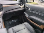 2019 Yukon XL Thumbnail 17