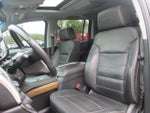2019 Yukon XL Thumbnail 26