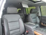 2019 Yukon XL Thumbnail 38