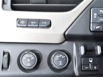 2017 Yukon XL Thumbnail 28