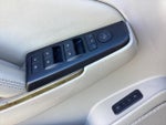 2016 Yukon XL Thumbnail 21