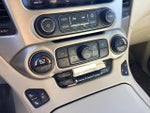 2016 Yukon XL Thumbnail 29