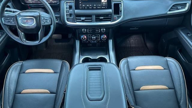 2023 GMC Yukon XL AT4