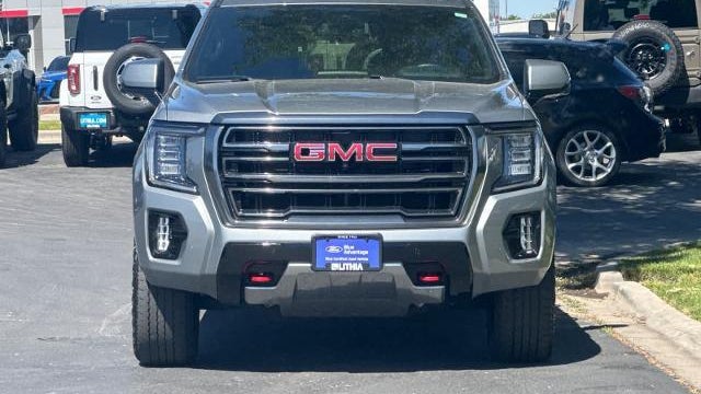 2023 GMC Yukon XL AT4