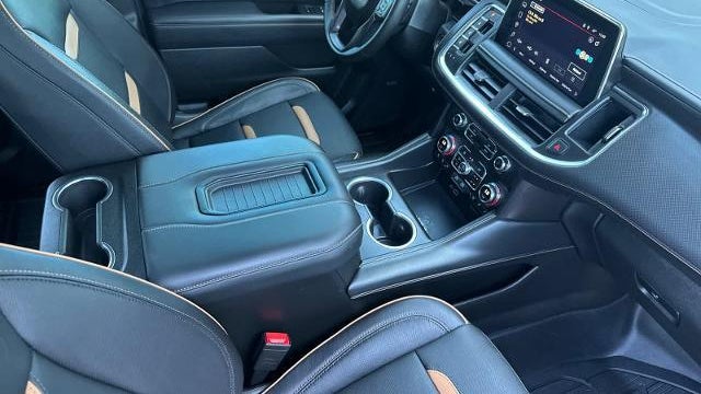 2023 GMC Yukon XL AT4