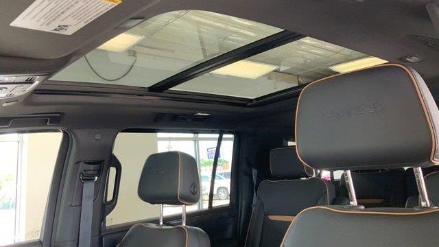 2023 GMC Yukon XL AT4