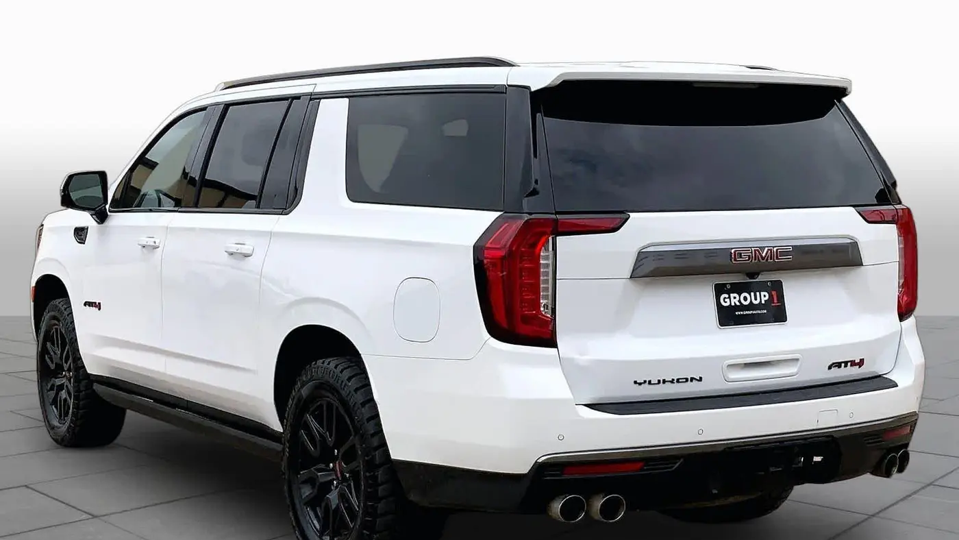 2024 GMC Yukon XL AT4