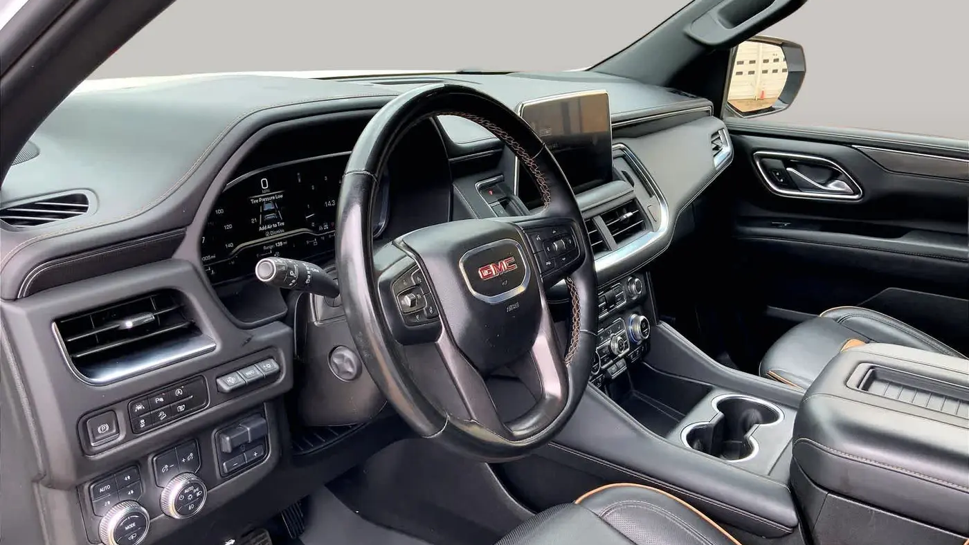 2024 GMC Yukon XL AT4