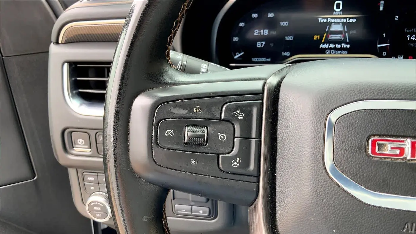 2024 GMC Yukon XL AT4