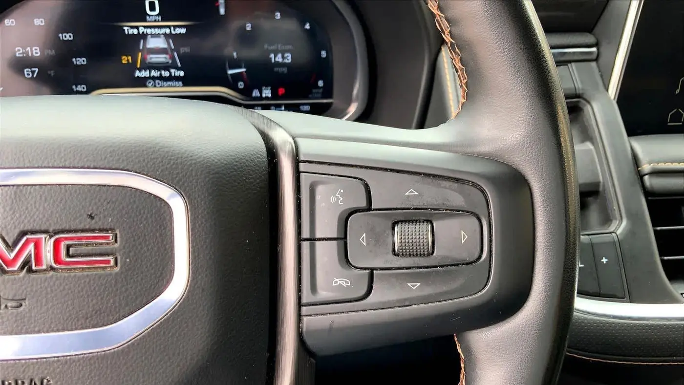 2024 GMC Yukon XL AT4