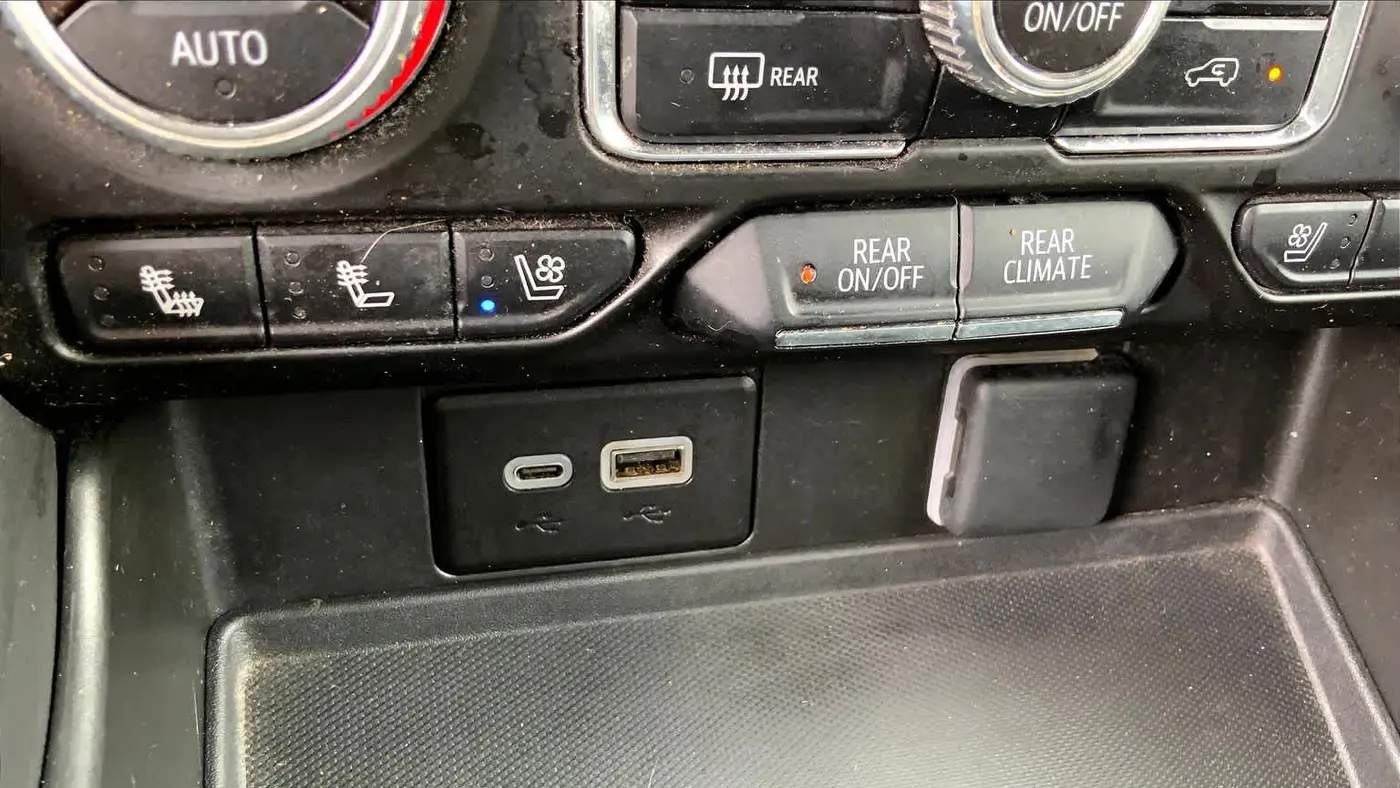 2024 GMC Yukon XL AT4