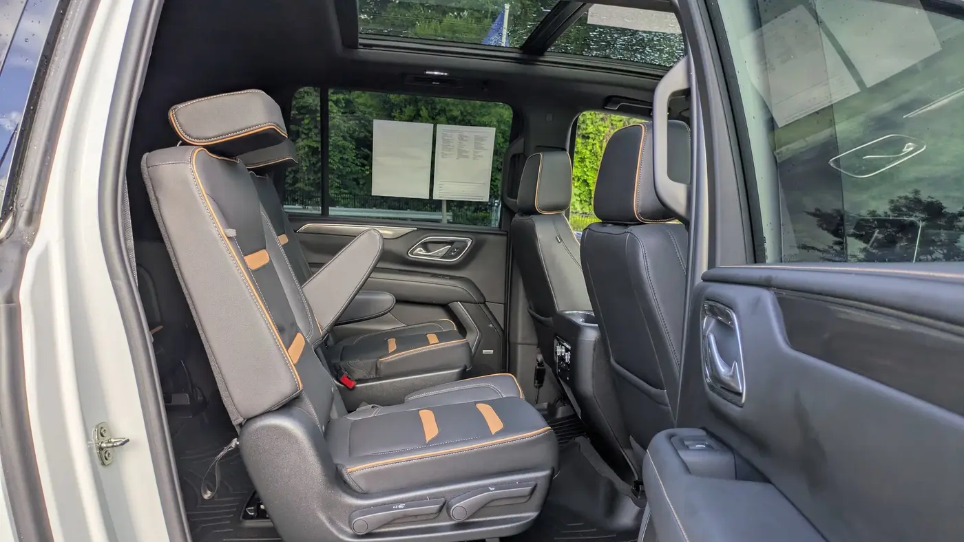 2023 GMC Yukon XL AT4