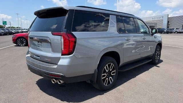 2023 GMC Yukon XL AT4