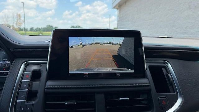 2023 GMC Yukon XL AT4